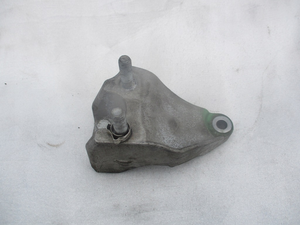 фото №1, Кронштейн коробки ford fiesta mk7 b-max 1.0 ecoboost