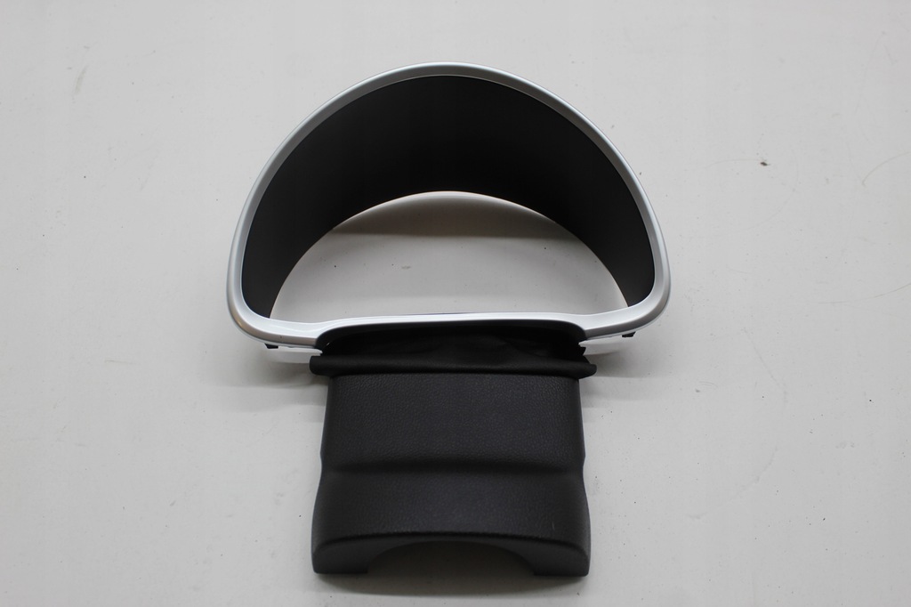 фото №1, Vw beetle 5c рамка корпус спидометра 5c5857053a