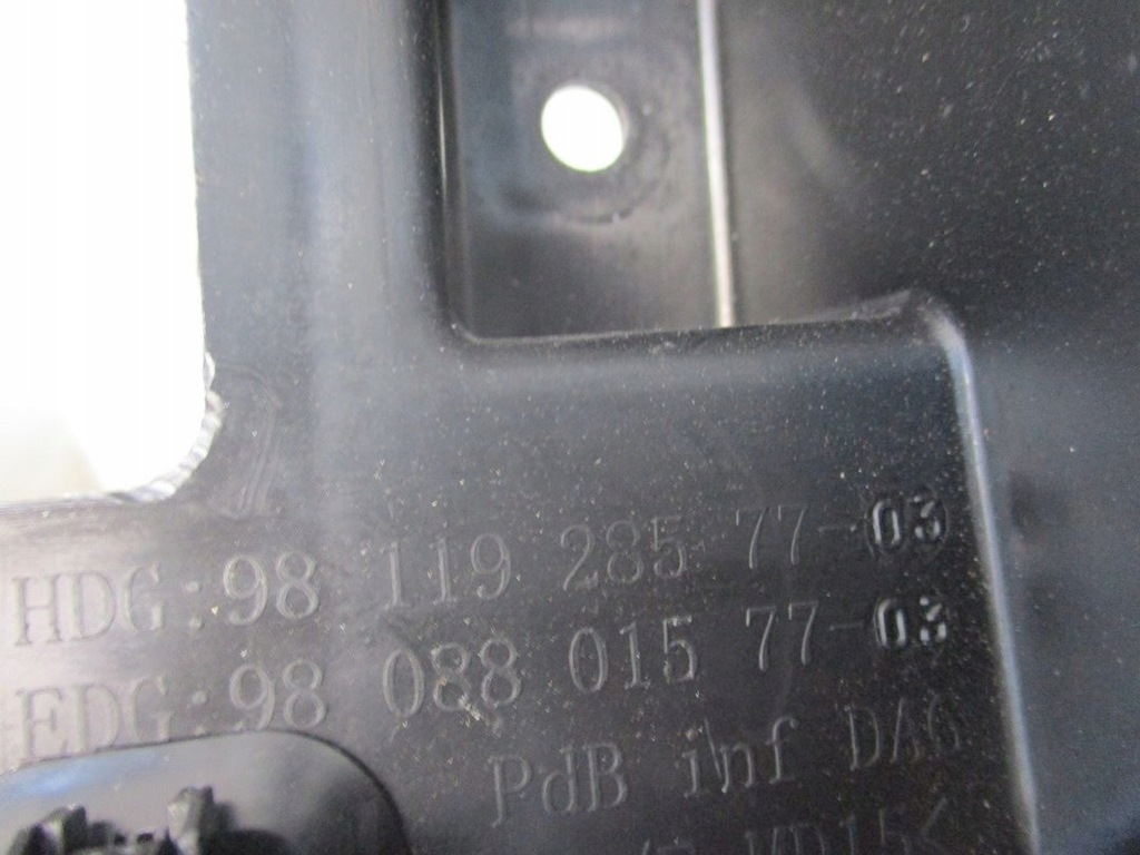 фото №4, Корпус консолі dół toyota proace 18r verso