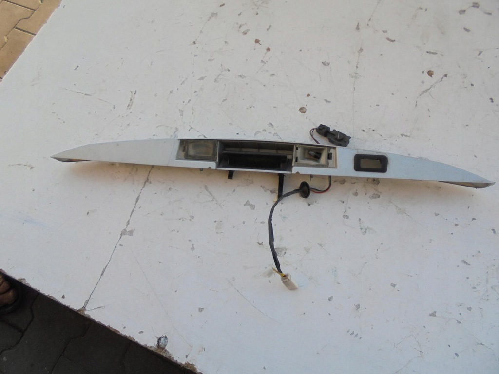 фото №1, Молдинг крышки задняя jeep grand cherokee iii