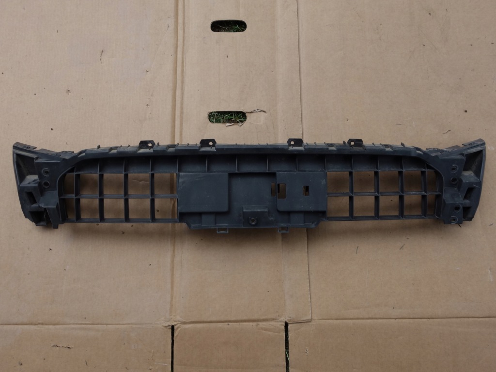 Купити Кронштейн кронштейн решітка audi q5 8r0853692b
