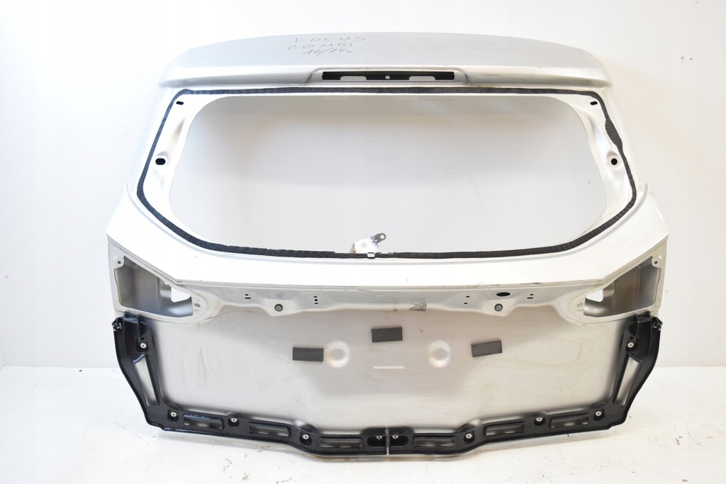 фото №1, Ford focus mk3 kombi крышка багажника багажника задняя