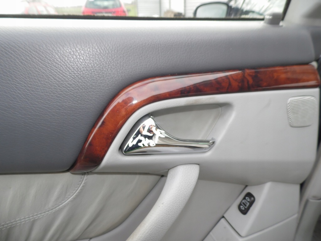 фото №9, Оббивка обшивка ручка ліва задня mercedes w220