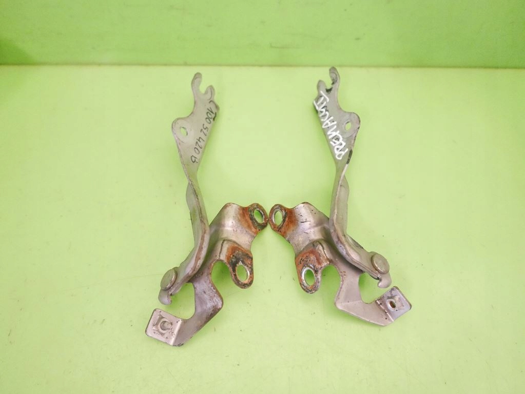 фото №1, Петлі капот 22v mazda premacy i cp fl 01-05