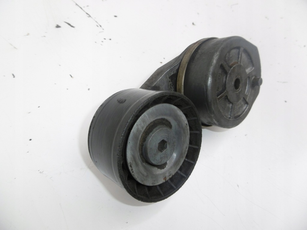 фото №2, Renault premium magnum dxi 13 volvo fh натягувач ролик ремінь