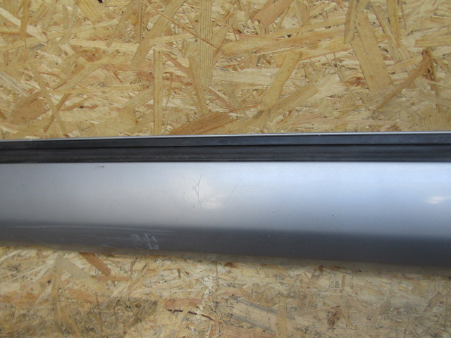 фото №11, 3 mercedes w124 левая молдинг порог накладка na порог наружный