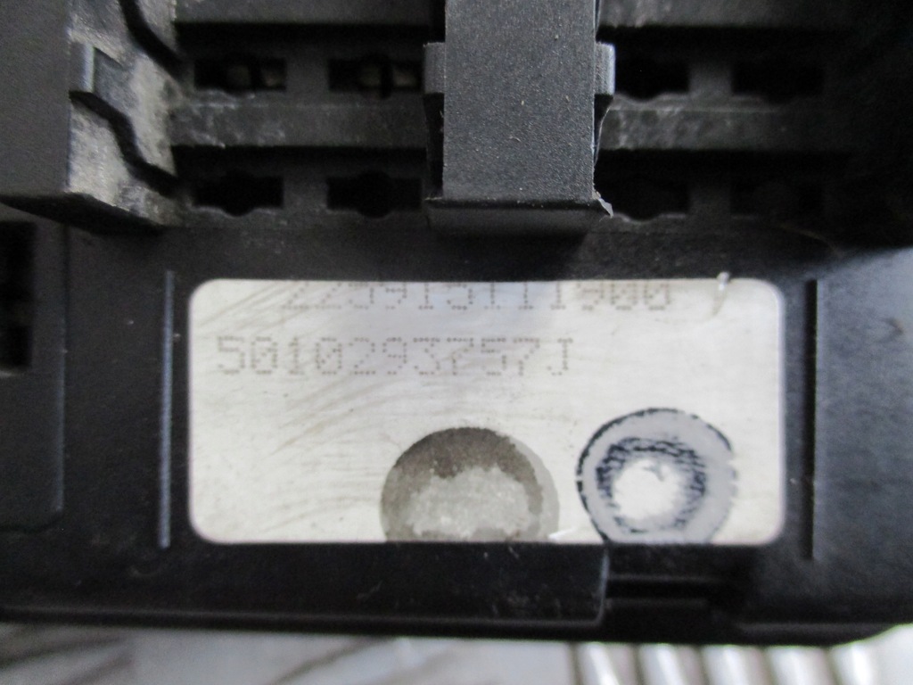 фото №6, Коробка предохранителей renault premium dci