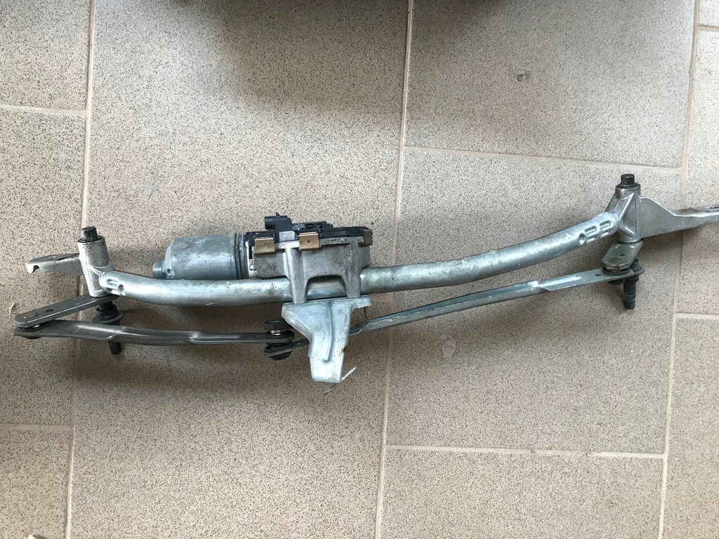 фото №1, Bmw 6 f12 f13 f06 механизм щетки рычаги europa