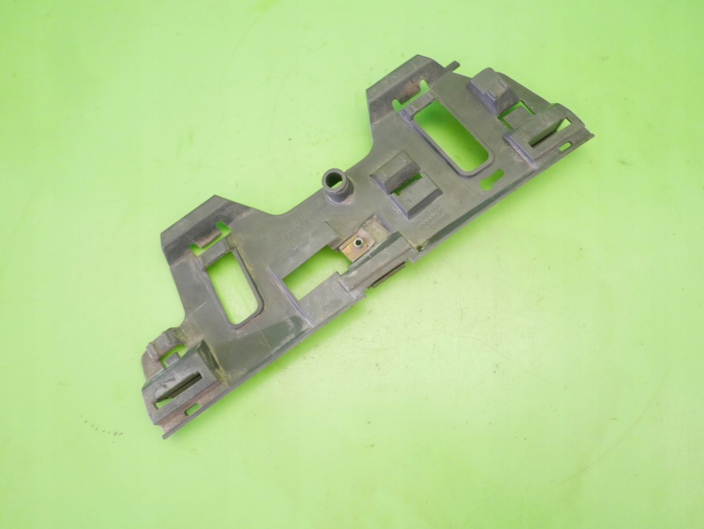 фото №7, Направляющая бампера задняя правый volvo s40 i sedan 95-99