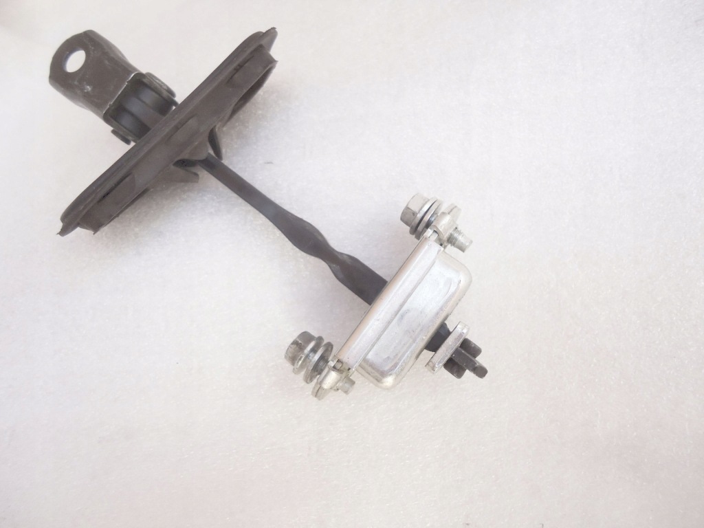 фото №1, Nissan qashqai 2012r ограничитель дверь перед lift