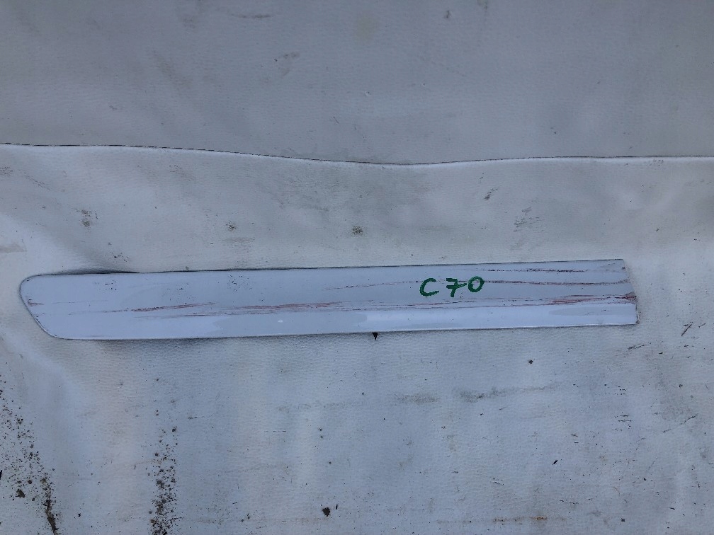 фото №1, Volvo c70 ii 2 молдинг права задня na крила