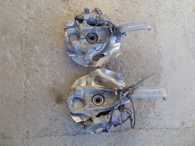 фото №5, Поворотный кулак левая alfa romeo stelvio 2.2d 2018r