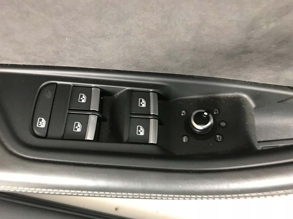 фото №8, Сидіння заднє сидіння салон audi rs4 b9 8w шкіра масаж