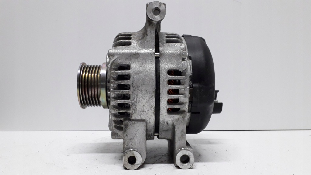 Купить Opel astra zafira insignia 1,6 генератор 13587304