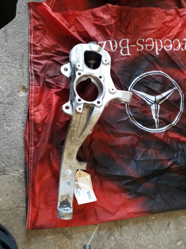 Mercedes 166 поворотный кулак Оригинал