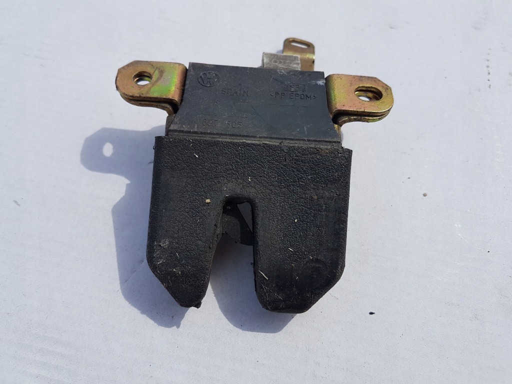 фото №1, Skoda superb замок кришки 3p5827505