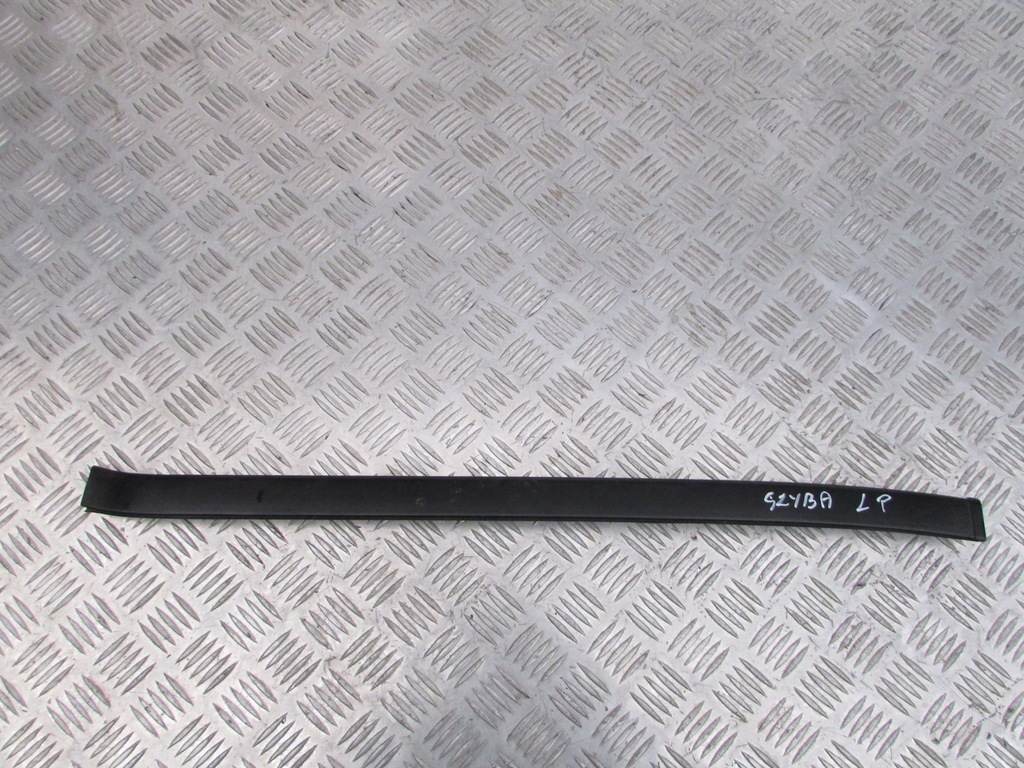 фото №1, Молдинг стекло lp левый перед kia sorento 2 ii 11r