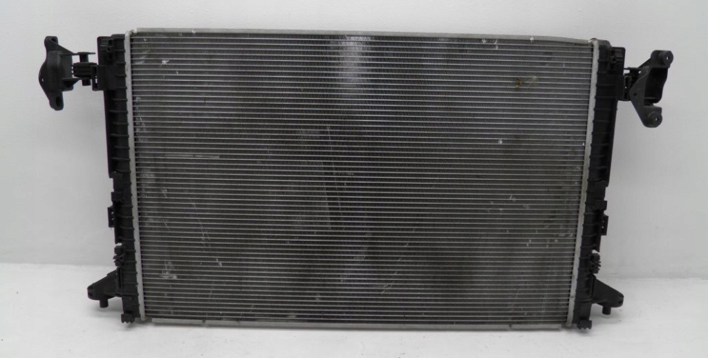 Радіатор води audi a4 b9 a5 f5 3.0 tdi 8w0121251f в Україні