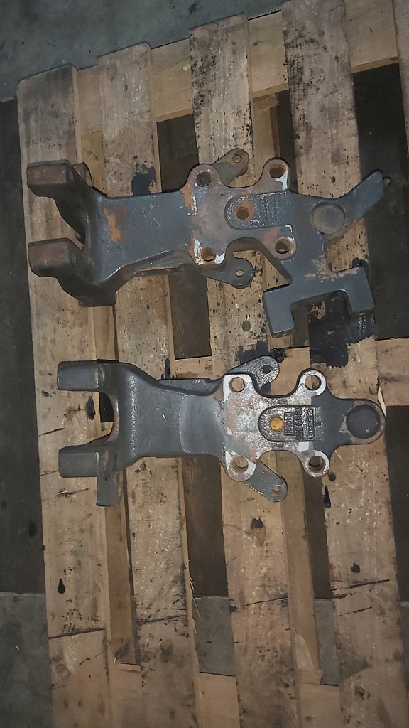 фото №1, Кронштейн кронштейн кронштейн тяга scania r w