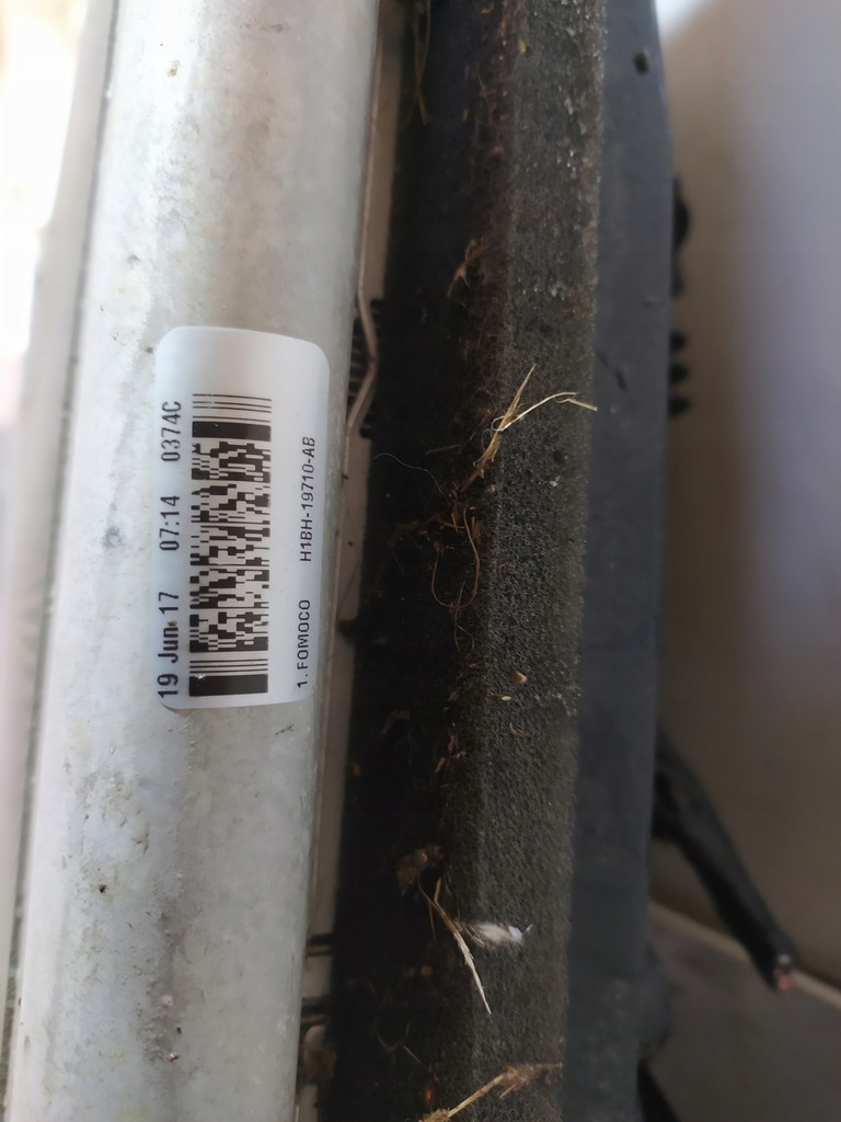 фото №4, Ford fiesta mk8 радіатор комплект 1.0 eb