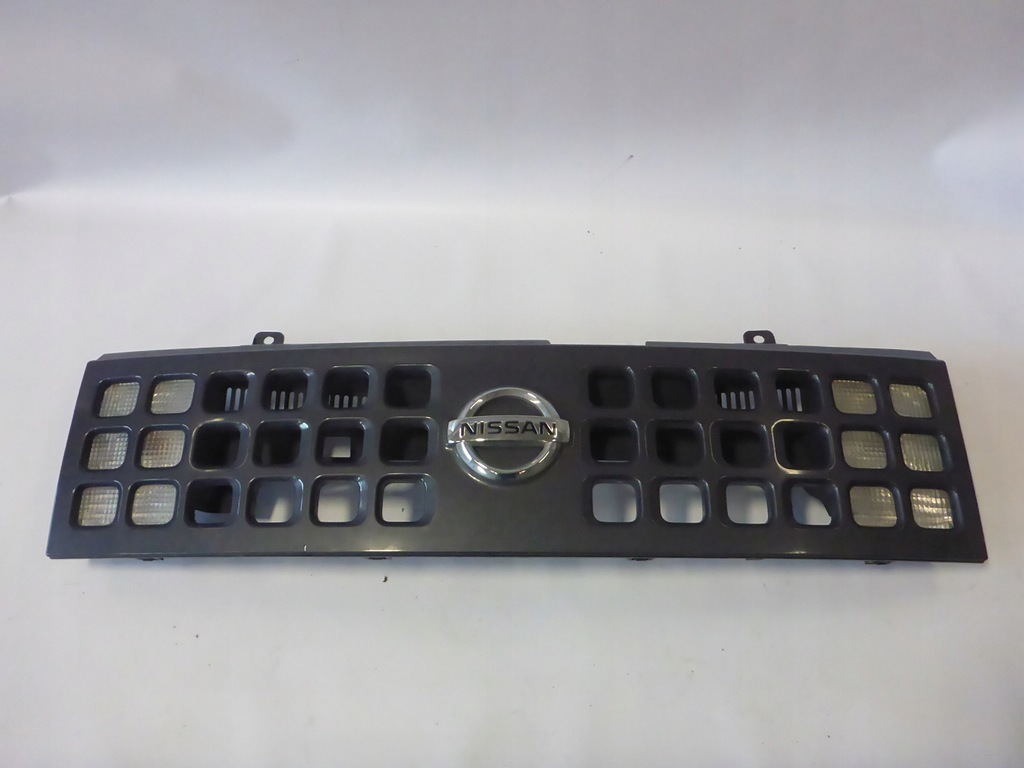 фото №1, Решітка радіатора решітка радіатора бампера перед nissan cube z11 02-