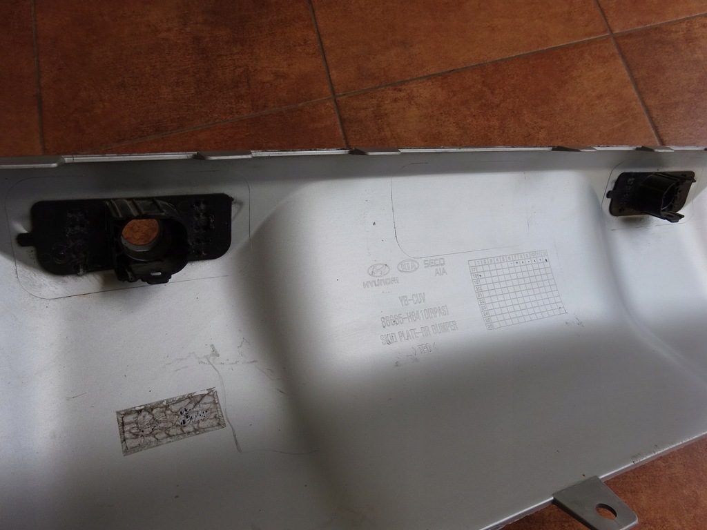 фото №8, Kia stonic 2017- накладка накладка бампера задняя