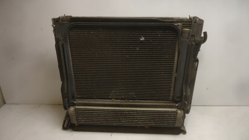 фото №1, Комплект радіатор bmw e53 x5 lift 4.4 n62 автоматична коробка передач