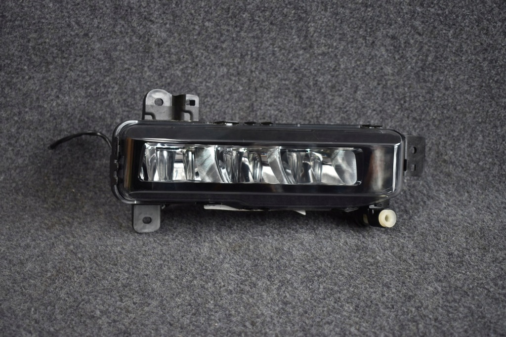 фото №1, Противотуманная фара правый bmw 2 f45 f46 lci led оригинальный