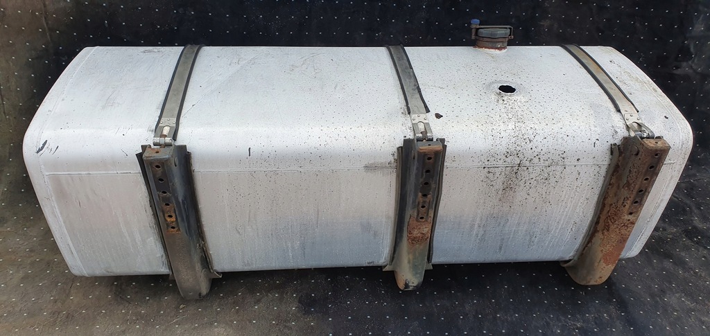 фото №6, Бак топлива iveco 760l kompletny