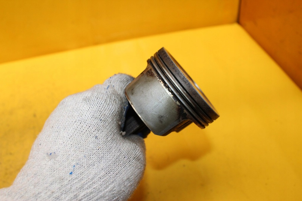 фото №4, Поршень шатун шату́н a4 b6 3.0 asn