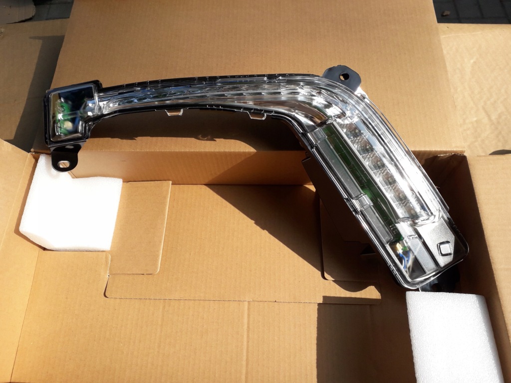 Peugeot 308 2011 - led + рамка + противотуманная фара набор Цена