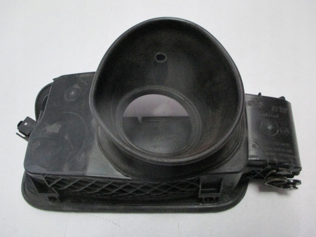 фото №1, Bmw 5 f11 разъём заливной топлива 7217767