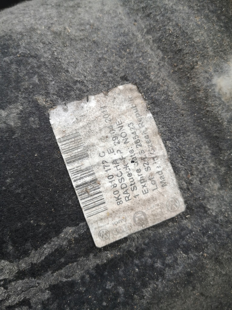 фото №4, Audi a4 b8 kombi подкрылок задняя