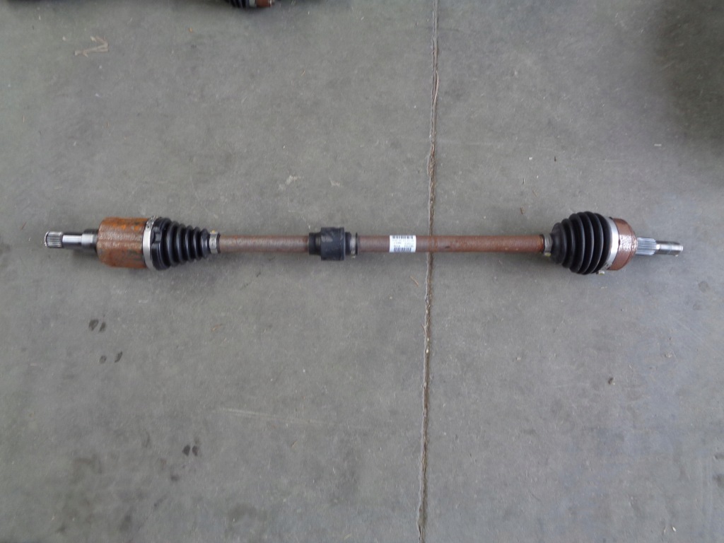 Купити Ford focus mk4 1.0 ecoboost привідний вал права механічна коробка передач !!