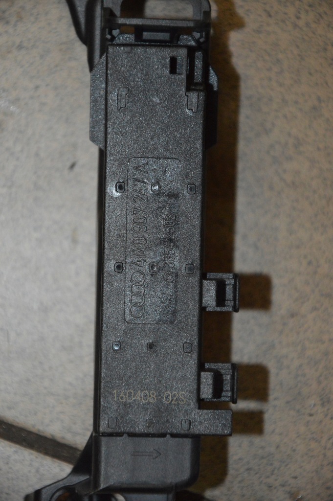 фото №1, Audi a4 b9 антенна keyless 4m0907247a