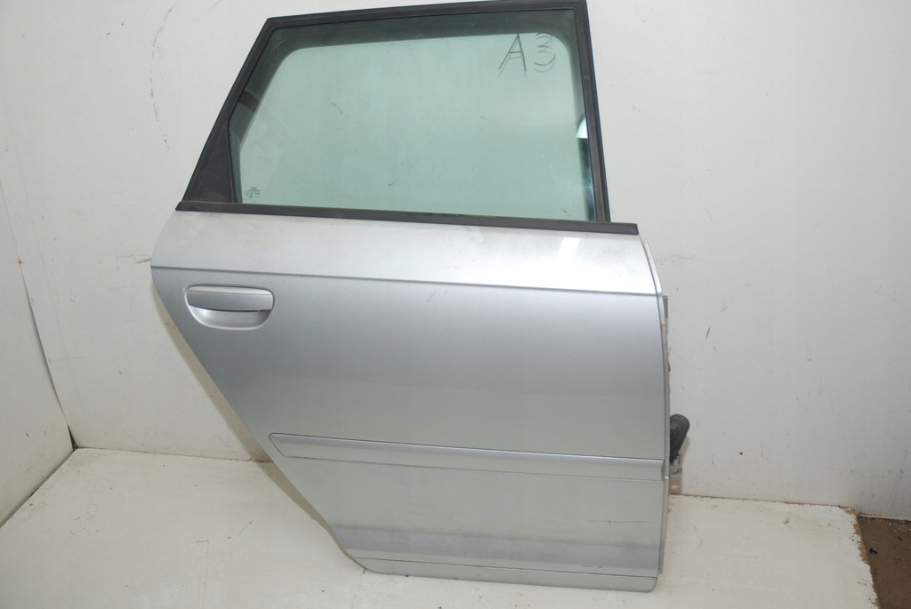 фото №1, Audi a3 8p дверь правое задняя