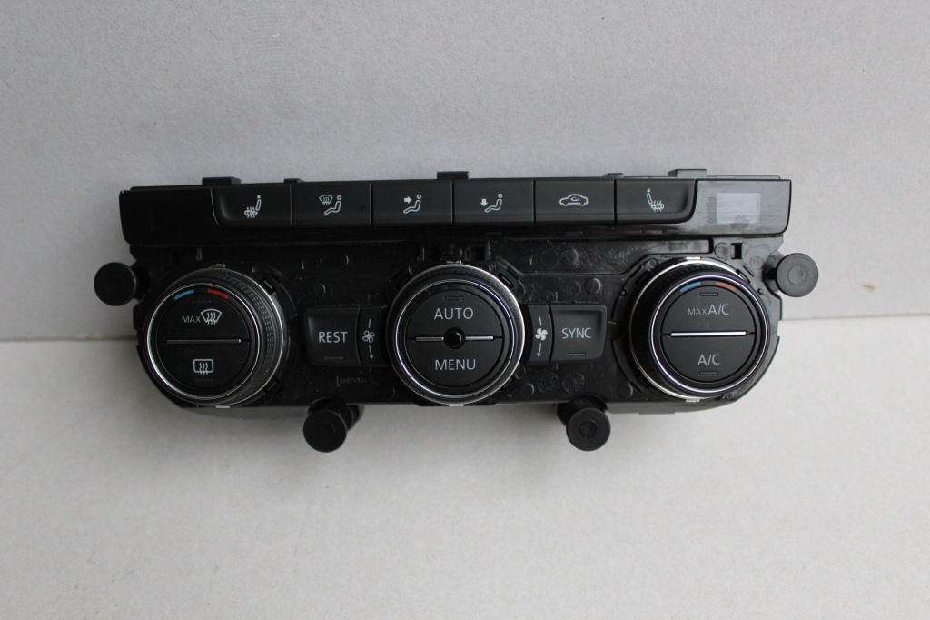 фото №1, Панель кондиционера vw golf vii 7 5g0907044bg