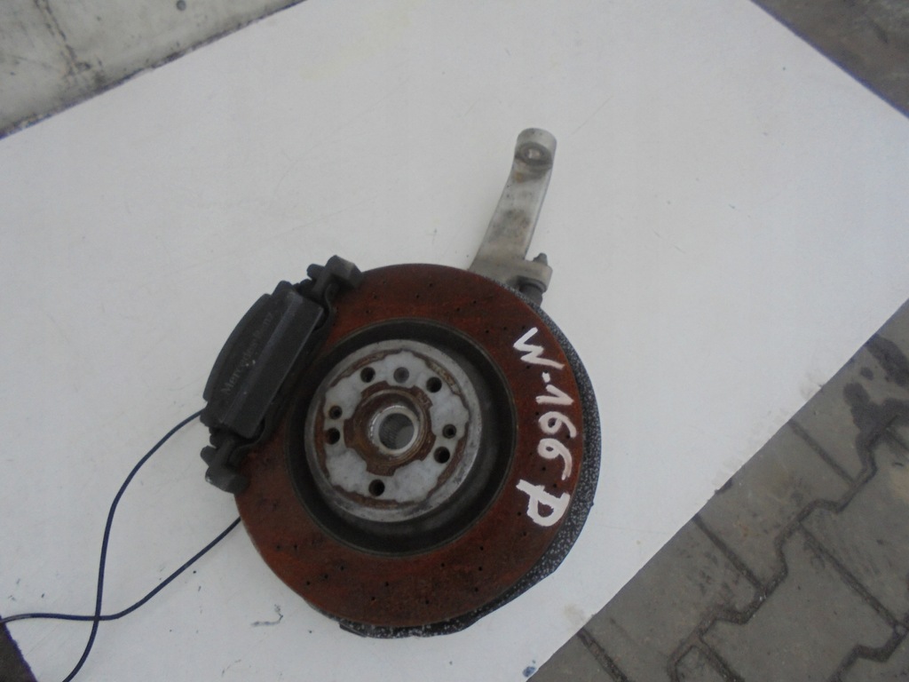 фото №1, Поворотный кулак правая mercedes ml w166