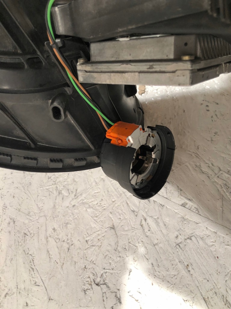 фото №8, Porsche 911 993 лампа правая перед передняя ксенон