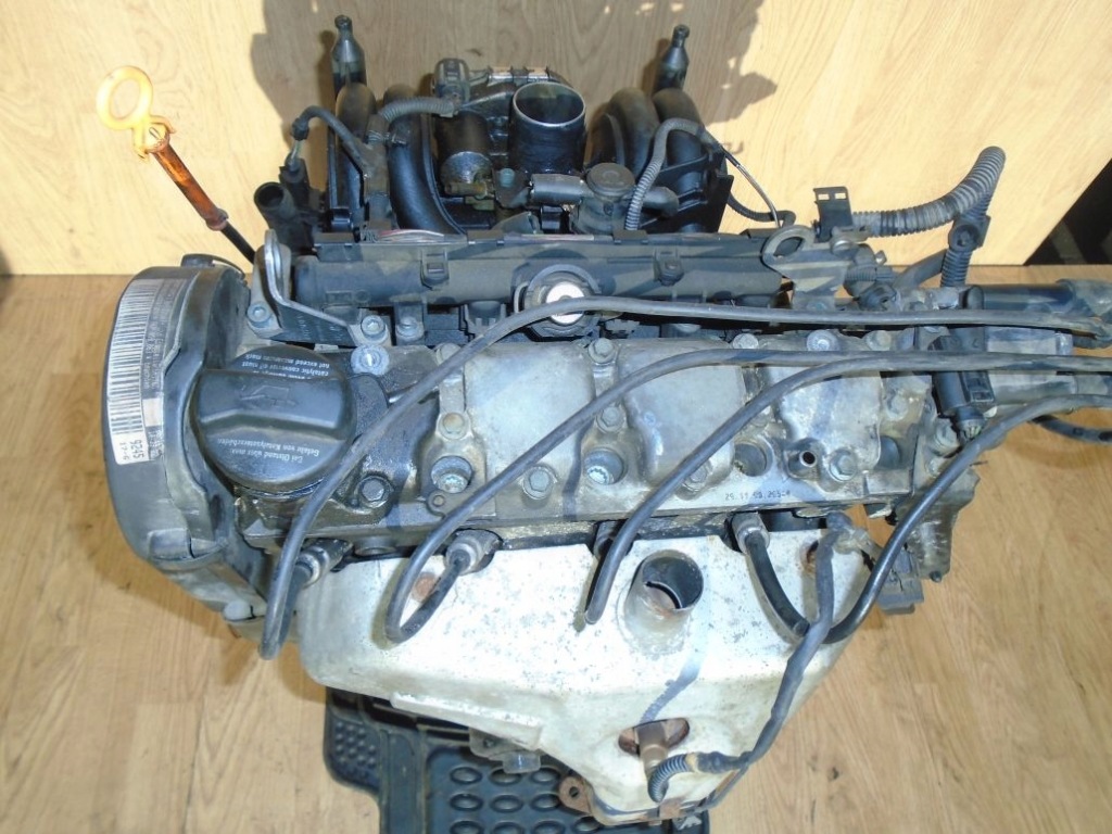 Купити Двигун vw polo 6n рестайлінг  1.4 mpi akp