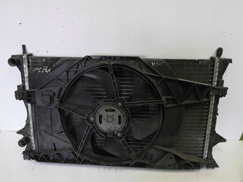 Купить Радиатор ремень перед вентилятор renault 1831068000