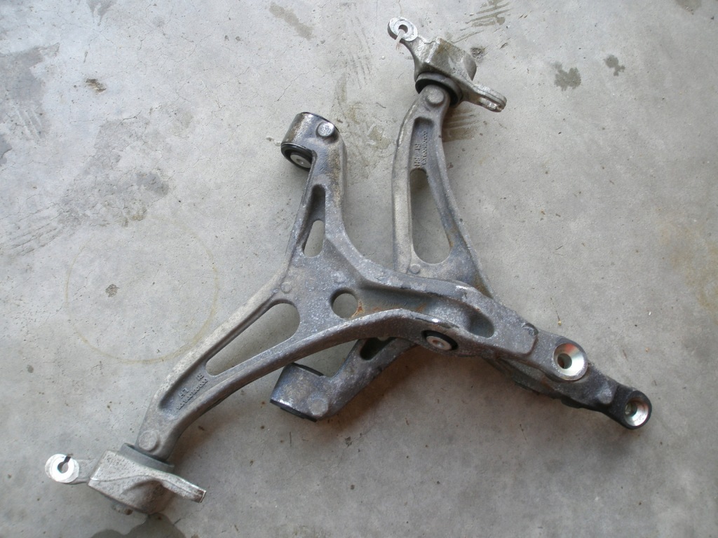 Купити Mercedes ml 164 gl рестайлінг  важіль перед передній лівий