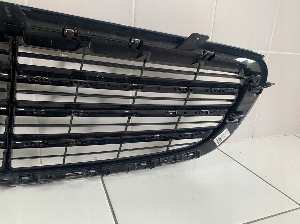 фото №9, Решётка радиатора решётка радиатора mercedes c-klasa elegance a2058806606