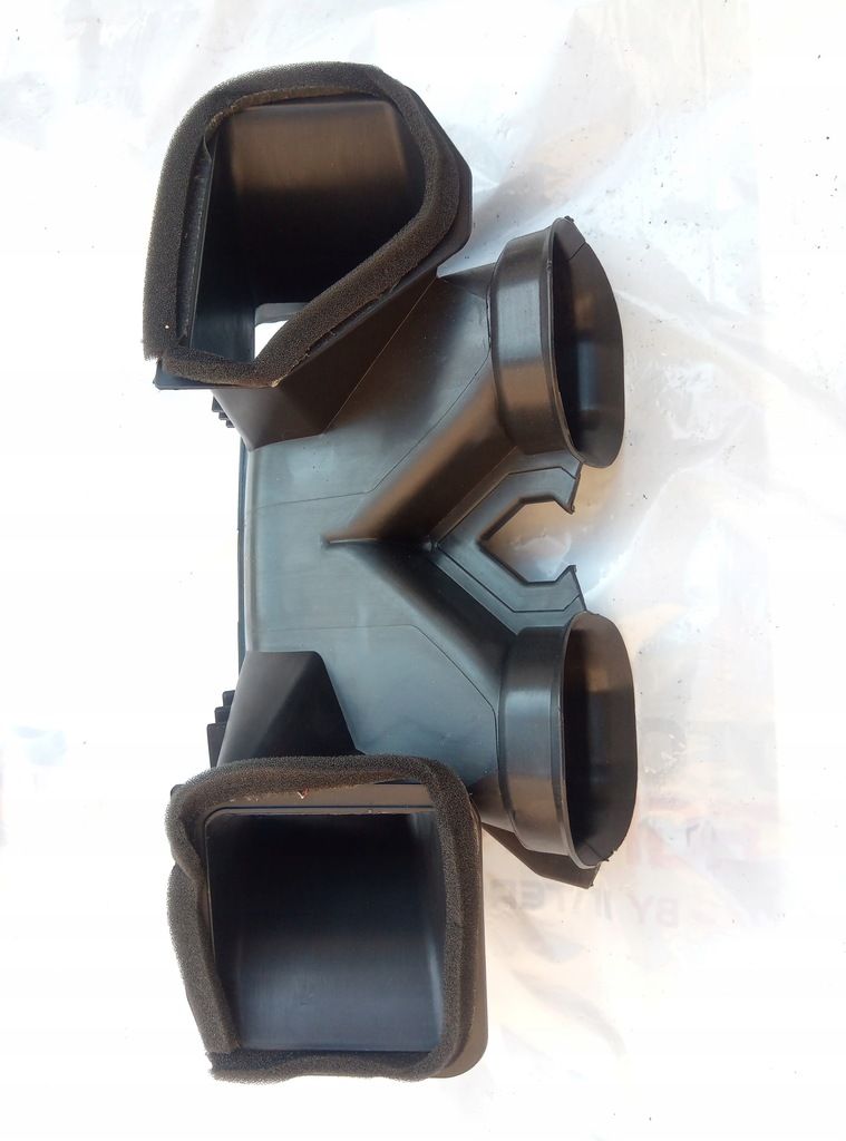 фото №1, Впуск воздуха 8p2819409 audi a3