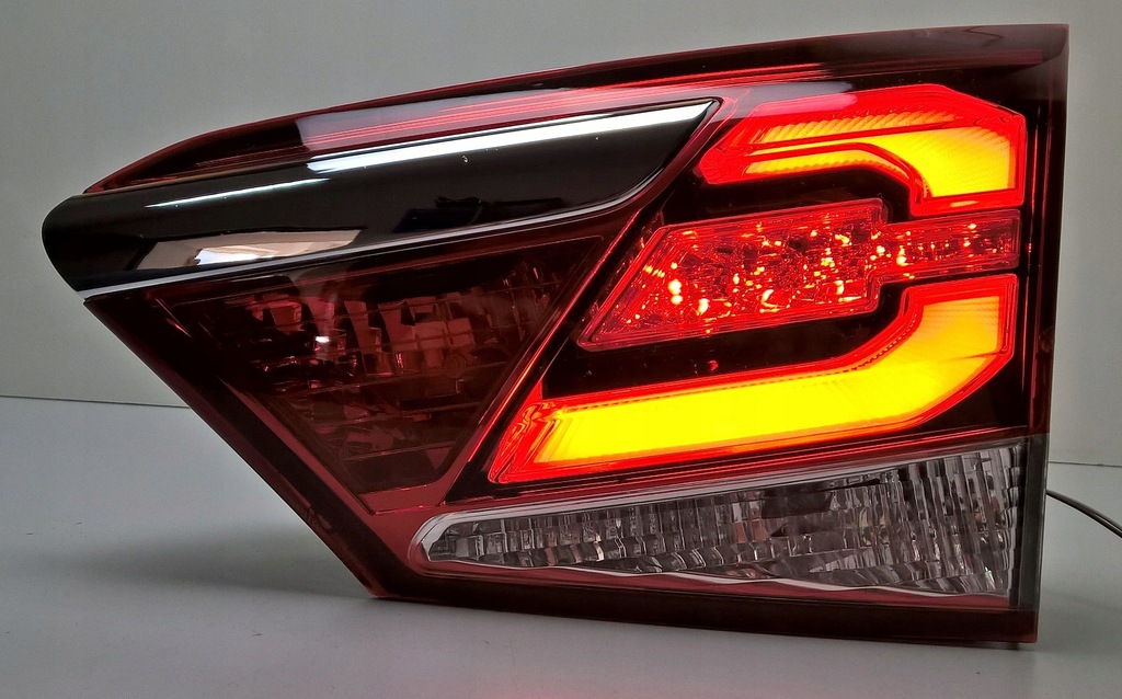 фото №11, Hyundai i40 lift 2015- kombi лампа права oryg euro