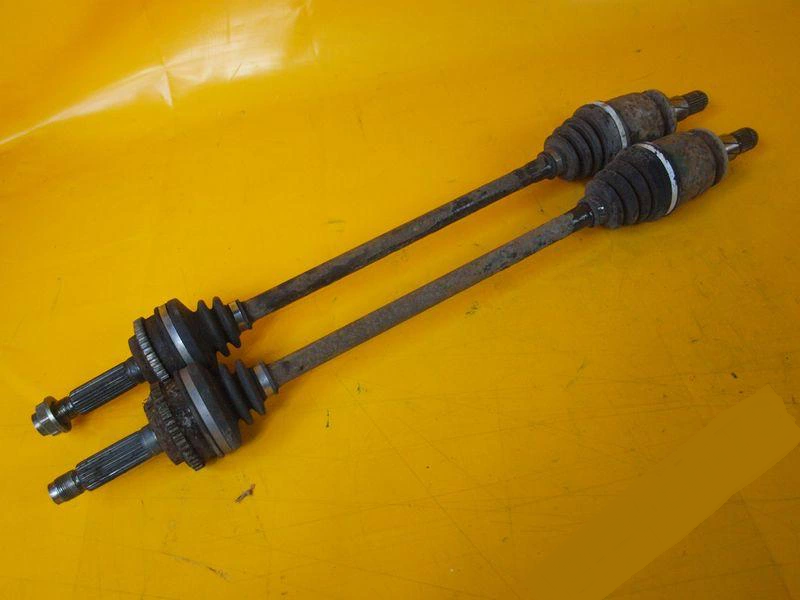 фото №1, Subaru outback 01r 2.5 приводной вал приводной вал задняя задняя