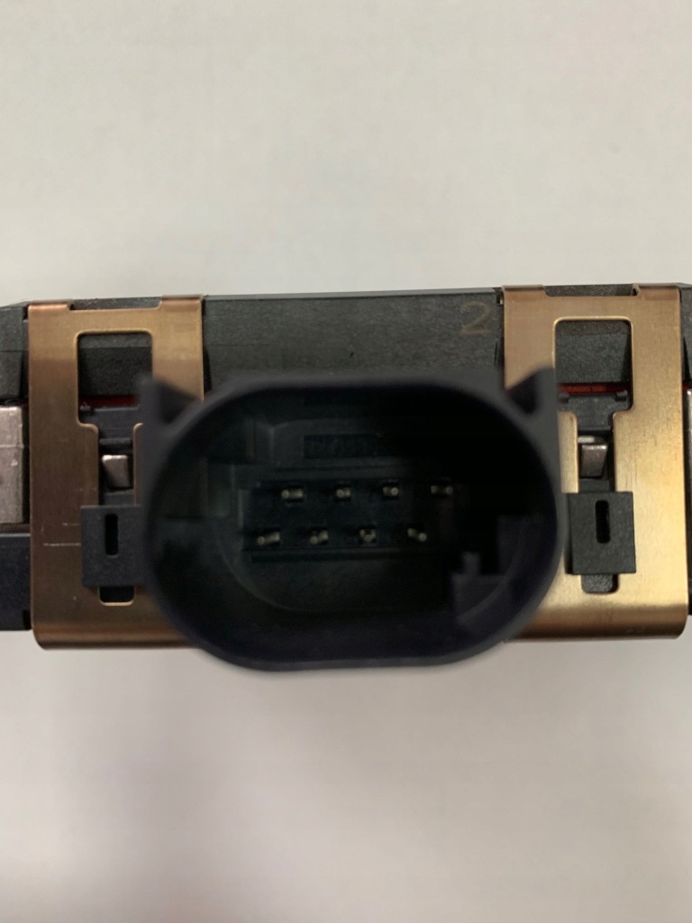 Tesla model s рестайлінг  радар ap 1057551-00-b новий Оригінал