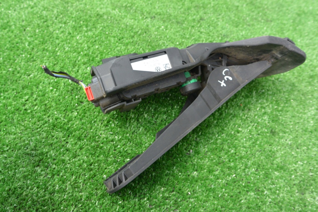 фото №2, Педаль потенціометр газу vw passat cc scirocco