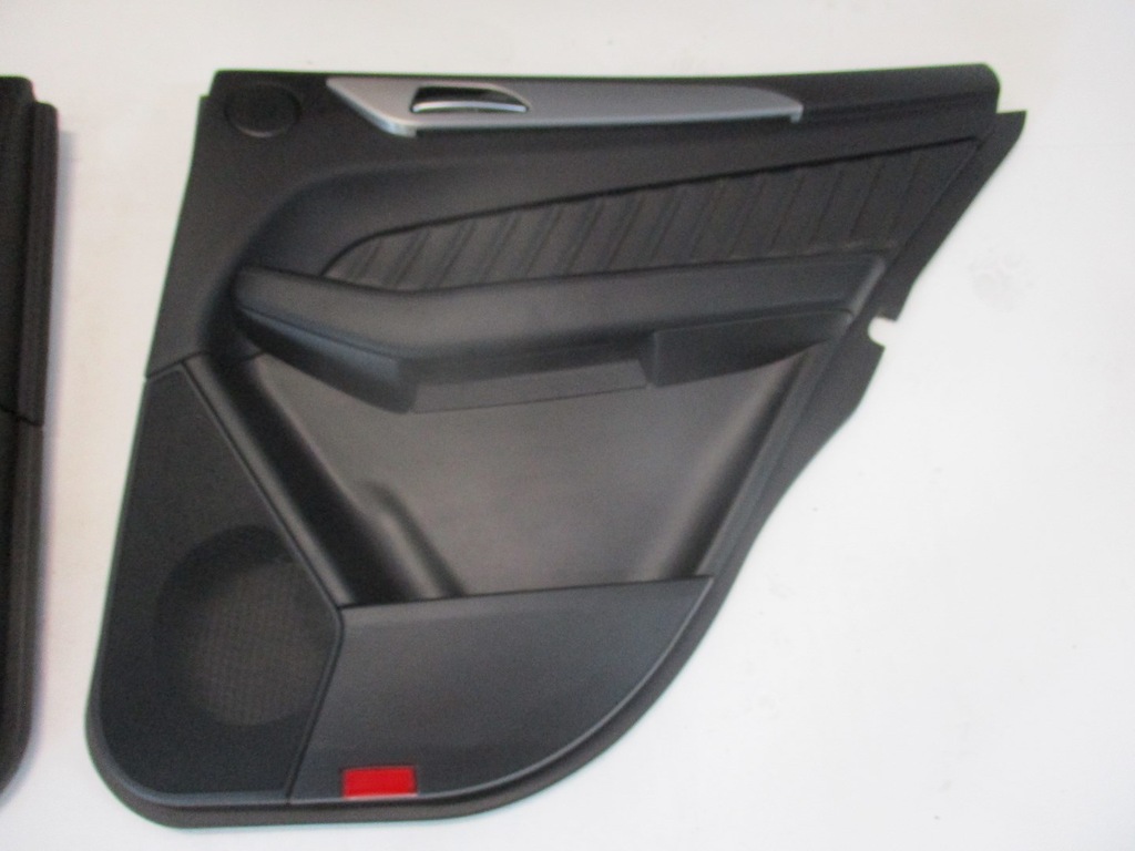 фото №5, Обивка обшивка дверь mercedes gle перед