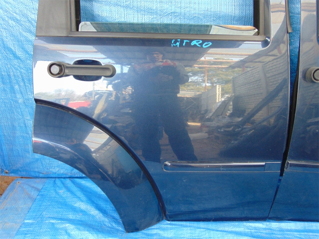 фото №3, Dodge nitro дверь правое задняя полный демонтаж